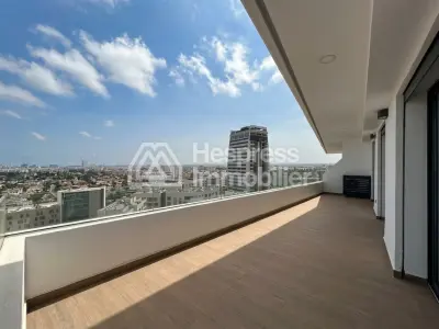 Magnifique appartement à saisir au 14ᵉ étage avec vue dégagée sur Casablanca
