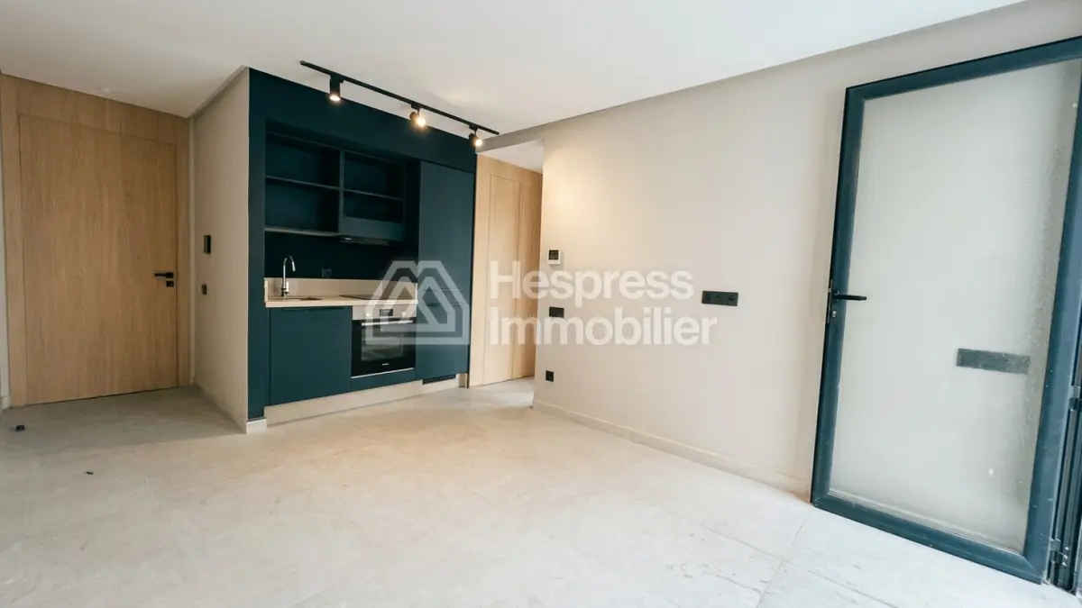 Vue imprenable & adresse prestigieuse – Studio haut standing à l’Oasis
