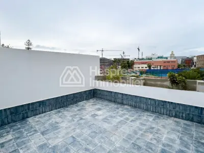 Vue imprenable & adresse prestigieuse – Studio haut standing à l’Oasis