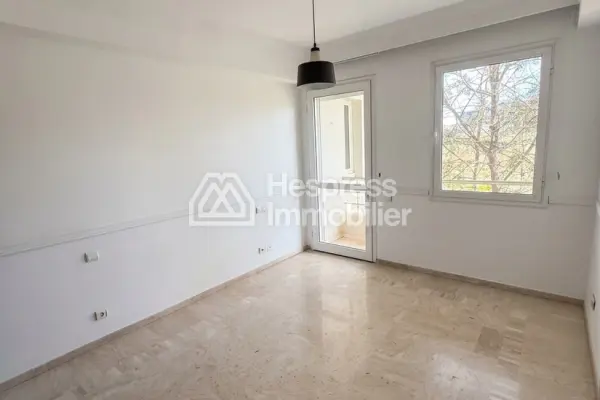 Opportunity for an Apartment with Sea View – Aïn Diab