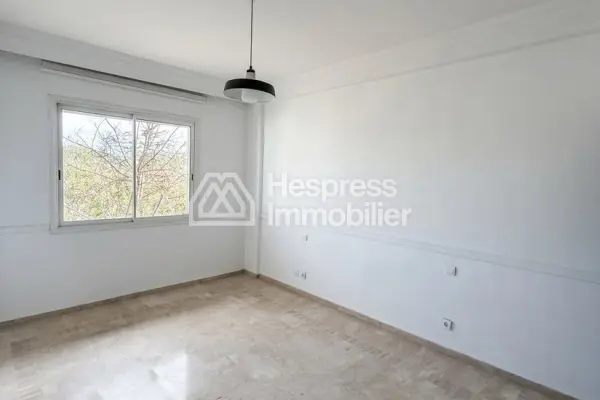 Opportunity for an Apartment with Sea View – Aïn Diab