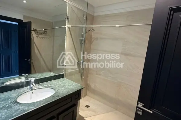 Opportunity for an Apartment with Sea View – Aïn Diab