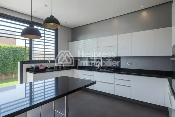 Beautiful detached villa for sale – Gated community Ville verte
