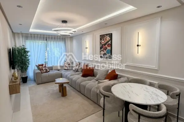 Luxury studio apartment available