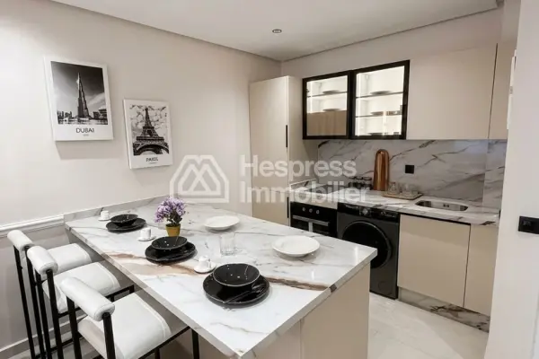 Luxury studio apartment available