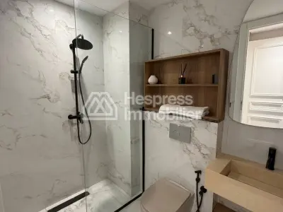 Luxury studio apartment available