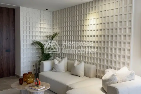 Prestigious studio apartment available