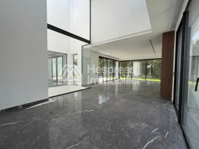 Detached villa for sale – Californie