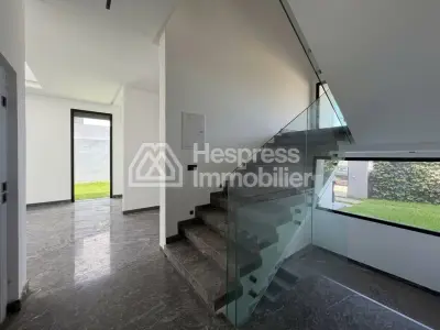 Detached villa for sale – Californie