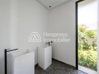 Detached villa for sale – Californie