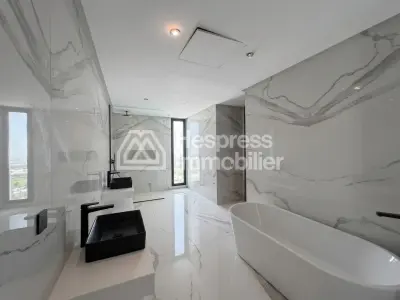 Detached villa for sale – Californie