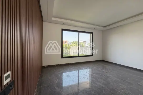Detached villa for sale – Californie