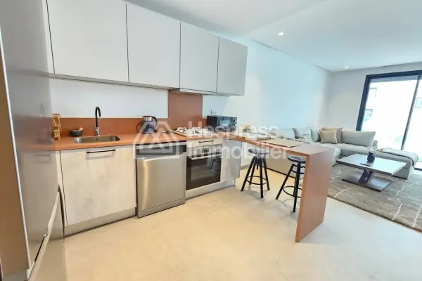 Beautifully furnished studio