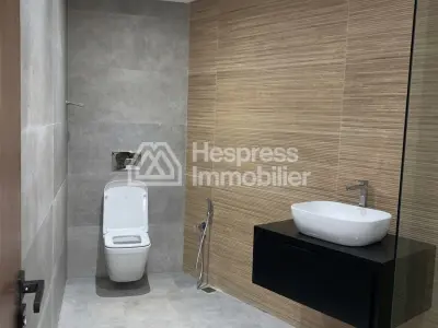 Lovely, tastefully furnished studio with terrace