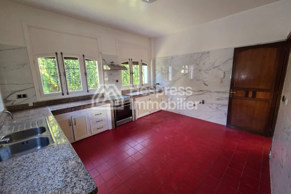 Beautiful villa for rent in Hay Riad
