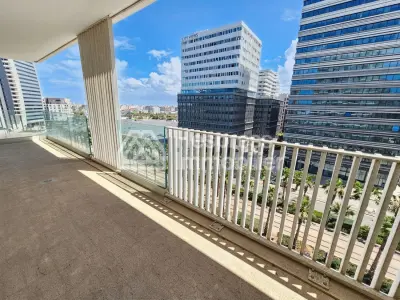 Joli appartement avec terrasse et vue dégagée