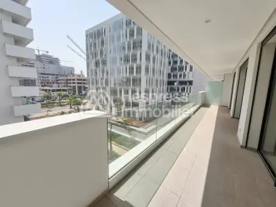 Lovely new apartment with terrace