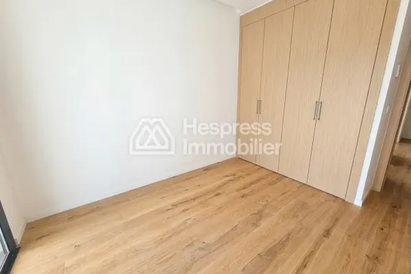 Lovely new apartment with terrace