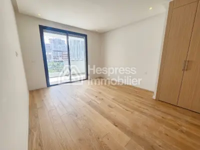 Lovely new apartment with terrace