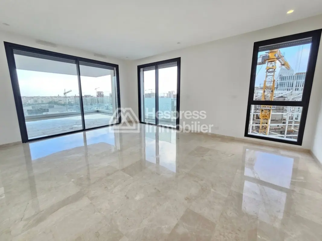 Joli appartement neuf en étage éleve