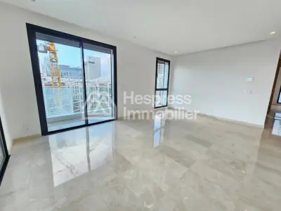 Joli appartement neuf en étage éleve