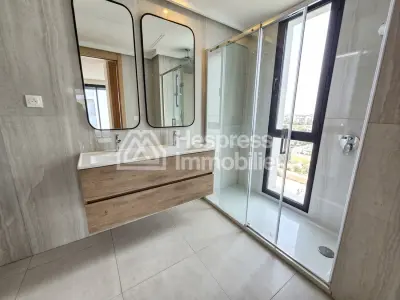 Joli appartement neuf en étage éleve