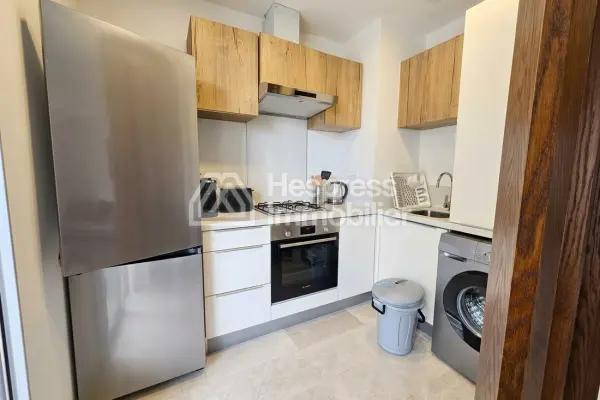 Spacious studio with large terrace
