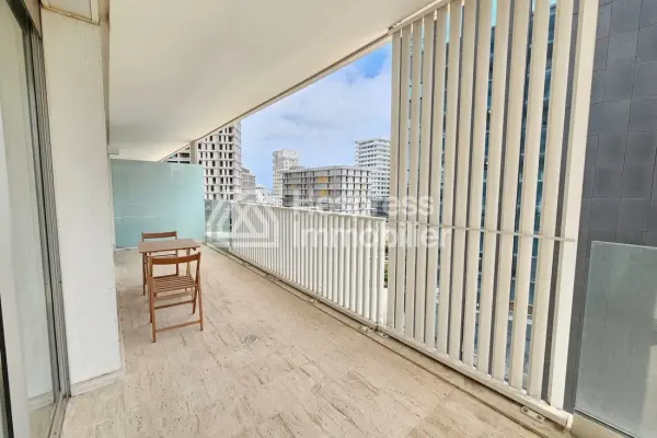 Spacious studio with large terrace
