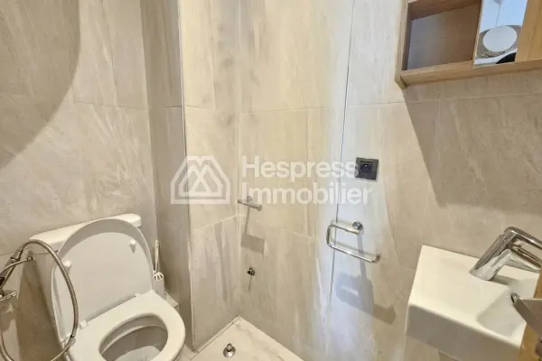 Lovely, spacious, furnished apartment