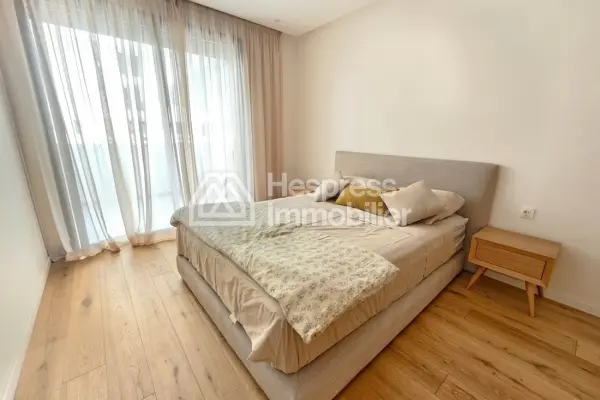 Spacious furnished studio with terrace