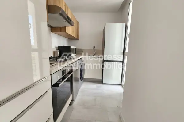 Lovely studio apartment on a high floor