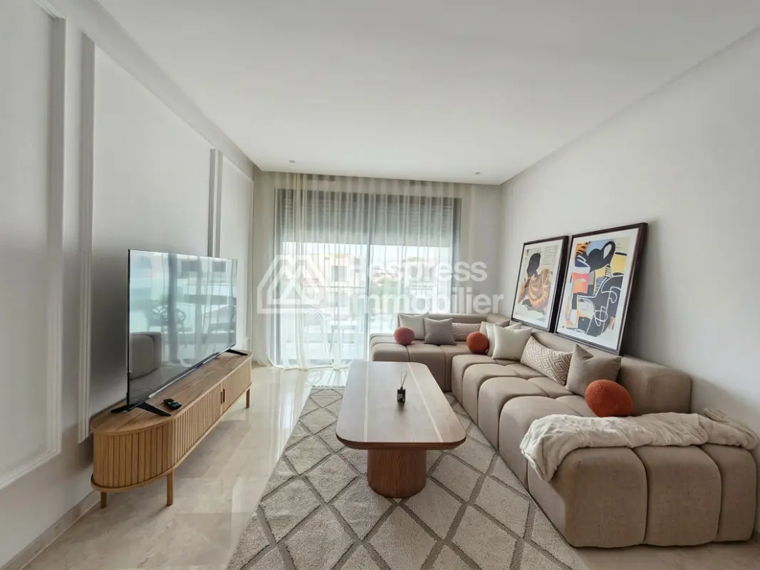 Joli studio meublé avec terrasse