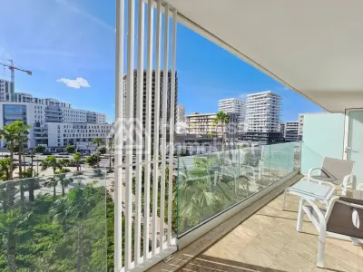 Joli studio avec terrasse et vue magnifique