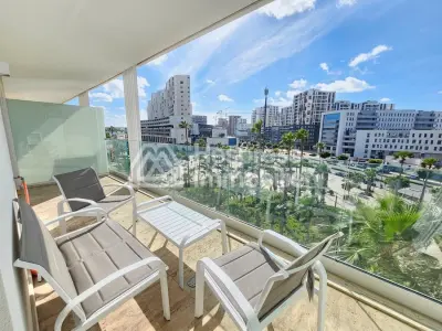 Joli studio avec terrasse et vue magnifique