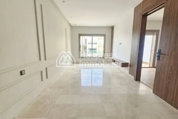 Lovely, brand new, unfurnished studio apartment with balcony