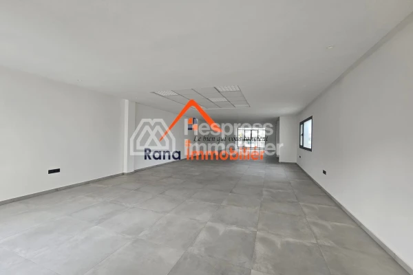 Office for sale, 147m² in Quartier l' Agdal