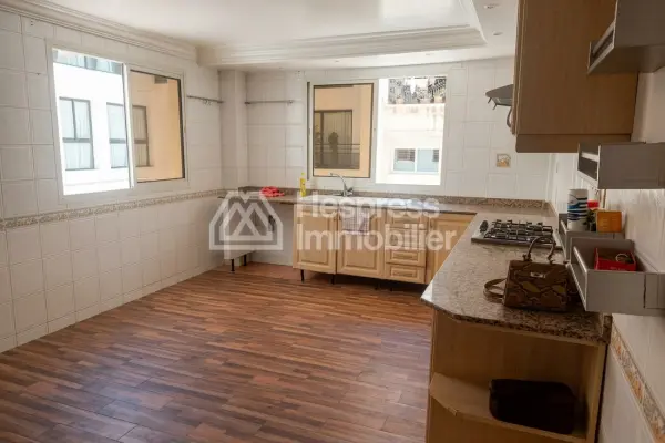 Appartement hs 3 ch 145m² racine