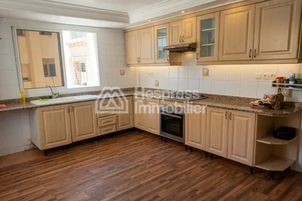 Appartement hs 3 ch 145m² racine