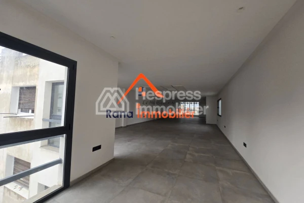 Office for sale, 147m² in Quartier l' Agdal