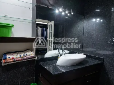 Art Deco apartment with 3 bedrooms, 210 m²