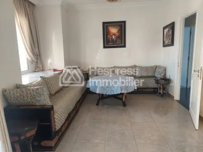 Art Deco apartment with 3 bedrooms, 210 m²