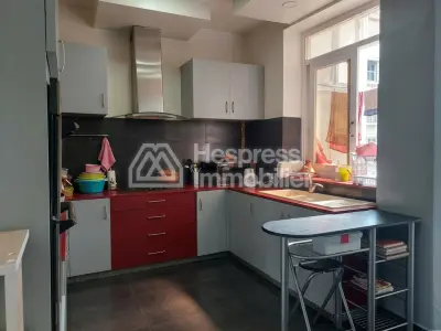 Art Deco apartment with 3 bedrooms, 210 m²