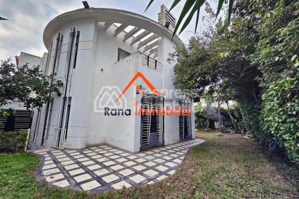 Villa for sale, 350m² in Hay Raid