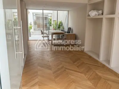 Local commercial gauthier 145 m²