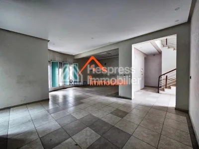 Villa, à vendre, 350m² à Hay Raid 