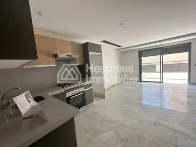 For sale: a beautiful apartment with a terrace at Bourgogne Ouest . Two large rooms. Terrace and elevator.