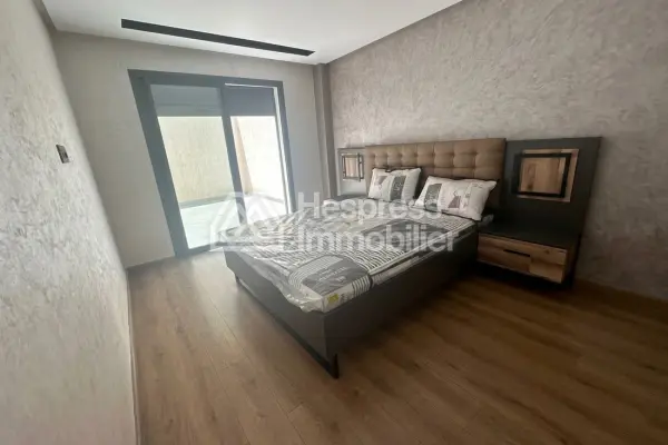 For sale: a beautiful apartment with a terrace at Bourgogne Ouest . Two large rooms. Terrace and elevator.