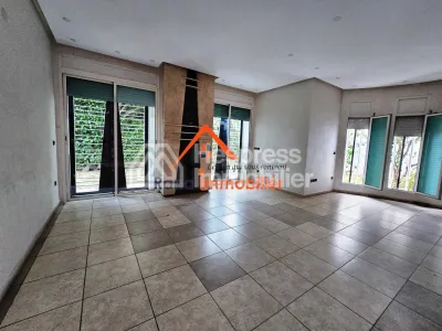 Villa, à vendre, 350m² à Hay Raid 
