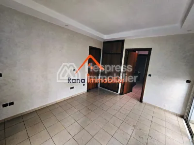 Villa, à vendre, 350m² à Hay Raid 