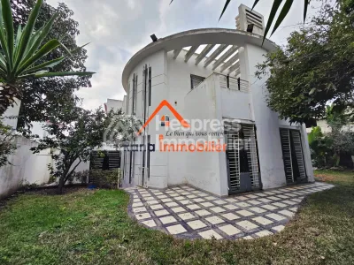 Villa, à vendre, 350m² à Hay Raid 